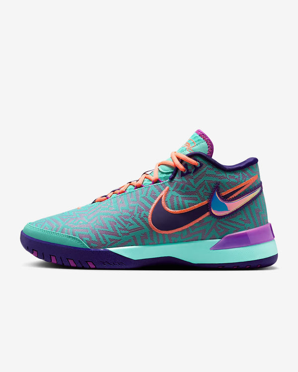 LeBron NXXT Genisus